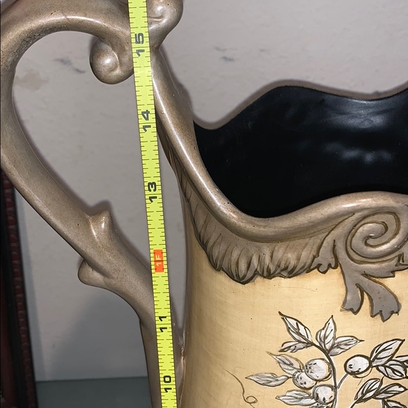 2 pc. Ceramic  Decorative Water Picture and Tray - Picture 7 of 9